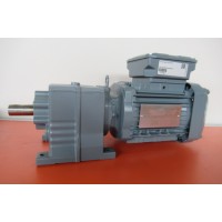 45  RPM  0,37 kW Asmaat 20 mm. UNUSED 